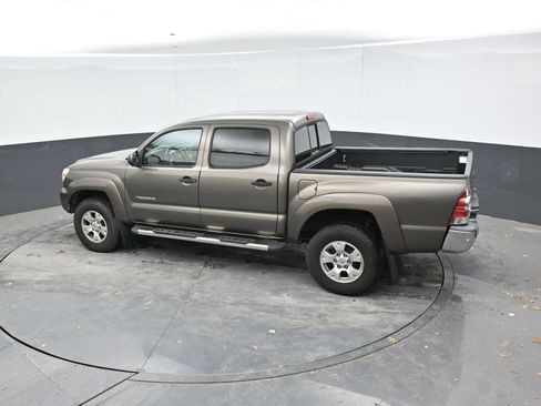 Used 2013 Toyota Tacoma PreRunner w/ SR5 Pkg RWD image 13