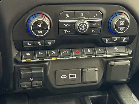 Used 2019 Chevrolet Silverado 1500 High Country w/ Technology Package image 22