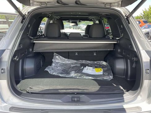 Certified 2026 Subaru Forester Premium w/ Base/Premium Plus Package AWD/4WD image 28