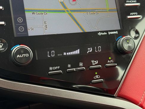 Used 2020 Toyota Camry XSE w/ Driver Assist Package FWD image 17