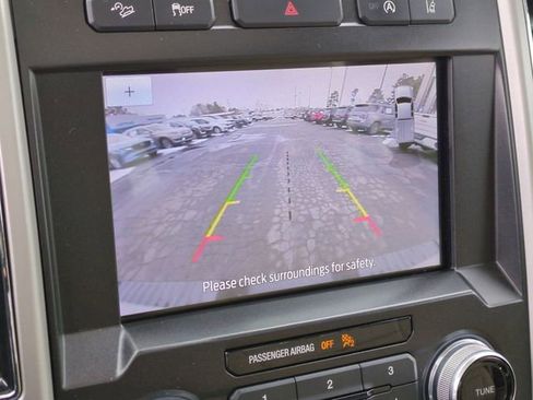 Used 2020 Ford F150 Lariat w/ Equipment Group 502A Luxury image 17