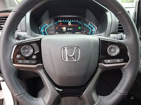 Used 2023 Honda Odyssey Touring image 25