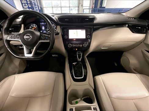 Used 2021 Nissan Rogue Sport SL w/ Premium Package AWD/4WD image 21