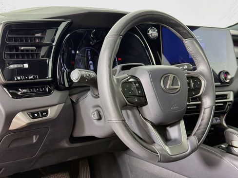 Used 2023 Lexus RX 350 w/ Accessory Package (2T) AWD/4WD image 40