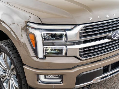 Certified 2025 Ford F150 Platinum w/ Equipment Group 703A Plus AWD/4WD image 10