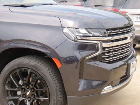 Used 2022 Chevrolet Tahoe Premier AWD/4WD image 5