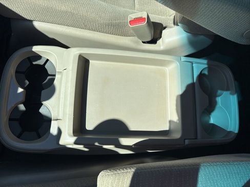 Used 2012 Honda Odyssey EX image 19