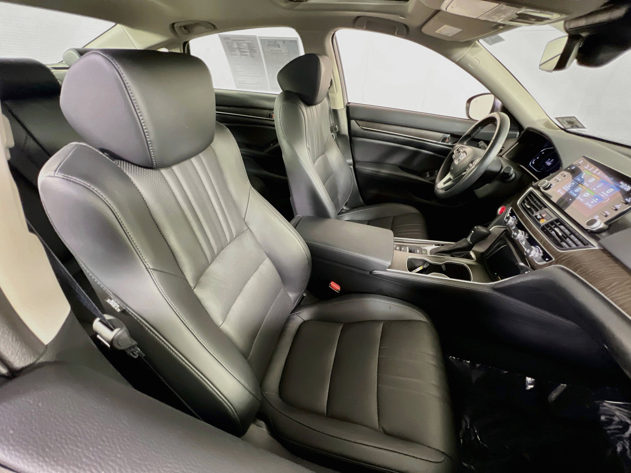 Used 2021 Honda Accord EX-L image 27