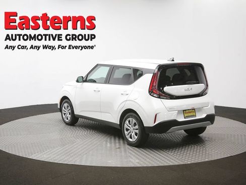 Used 2025 Kia Soul LX FWD image 64