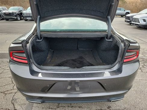 Used 2018 Dodge Charger R/T w/ Plus Group image 7