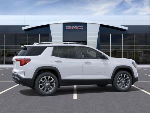 New 2026 GMC Terrain Elevation w/ Elevation Premium Package AWD/4WD image 5