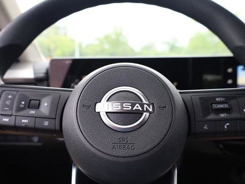 New 2026 Nissan Kicks SV FWD image 9