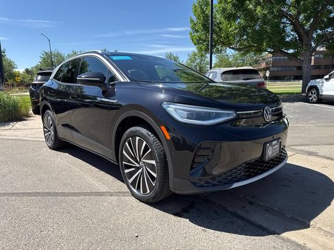 Certified 2023 Volkswagen ID.4 Pro S Plus AWD/4WD image 7