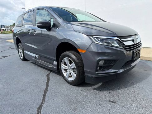 Used 2020 Honda Odyssey EX-L image 2