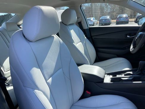 Certified 2025 Honda Accord SE image 30