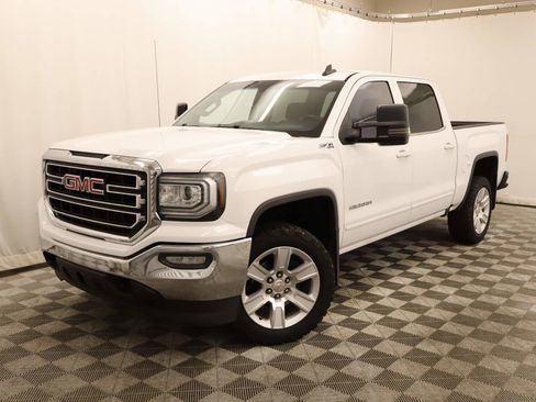 Used 2017 GMC Sierra 1500 SLE w/ SLE Value Package AWD/4WD image 1