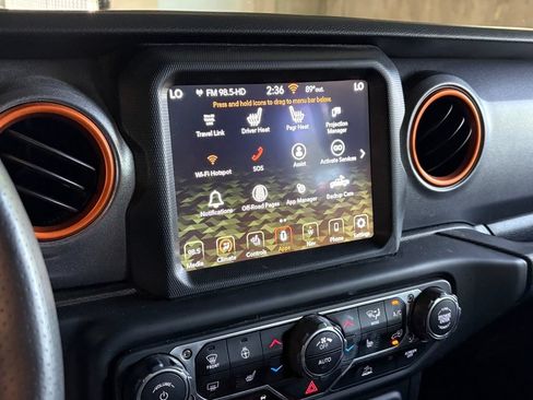 Used 2023 Jeep Gladiator Mojave w/ Cold Weather Group AWD/4WD image 23