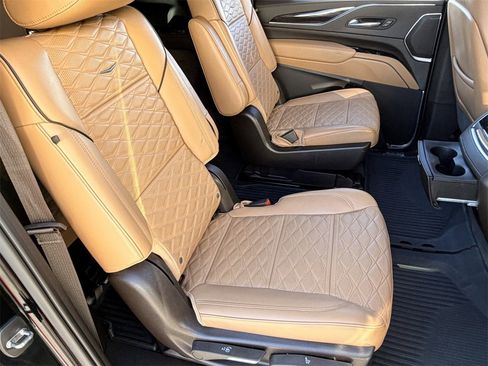 Certified 2022 Cadillac Escalade ESV Sport w/ Touring Package image 13