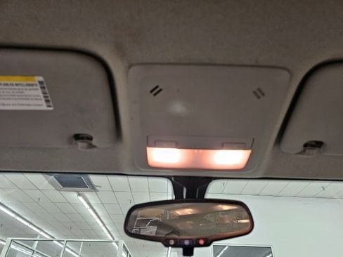 Used 2018 Chevrolet Sonic LT image 22