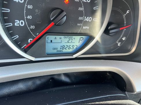 Used 2013 Toyota RAV4 XLE image 14