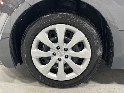Used 2025 Toyota Corolla LE FWD image 63