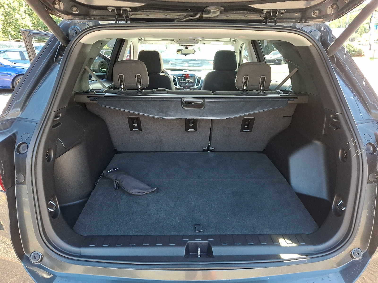 Used 2018 Chevrolet Equinox LT w/ Sun & Infotainment Package AWD/4WD image 30