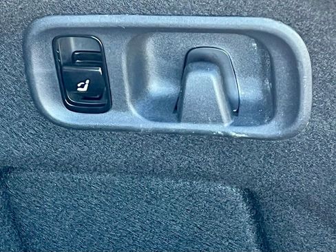 Certified 2025 Mercedes-Benz C 300 4MATIC Sedan image 36