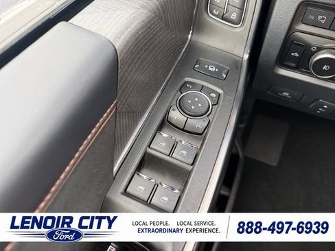 Used 2024 Ford F250 Platinum AWD/4WD image 18