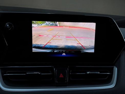 Used 2025 Chevrolet TrailBlazer LT FWD image 29