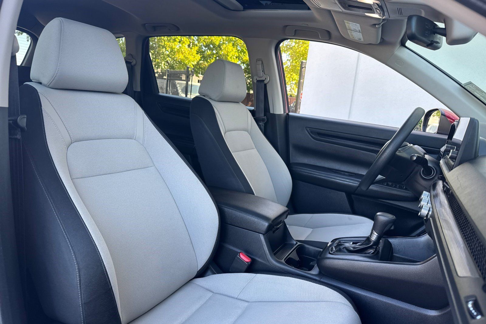 Used 2023 Honda CR-V EX image 25