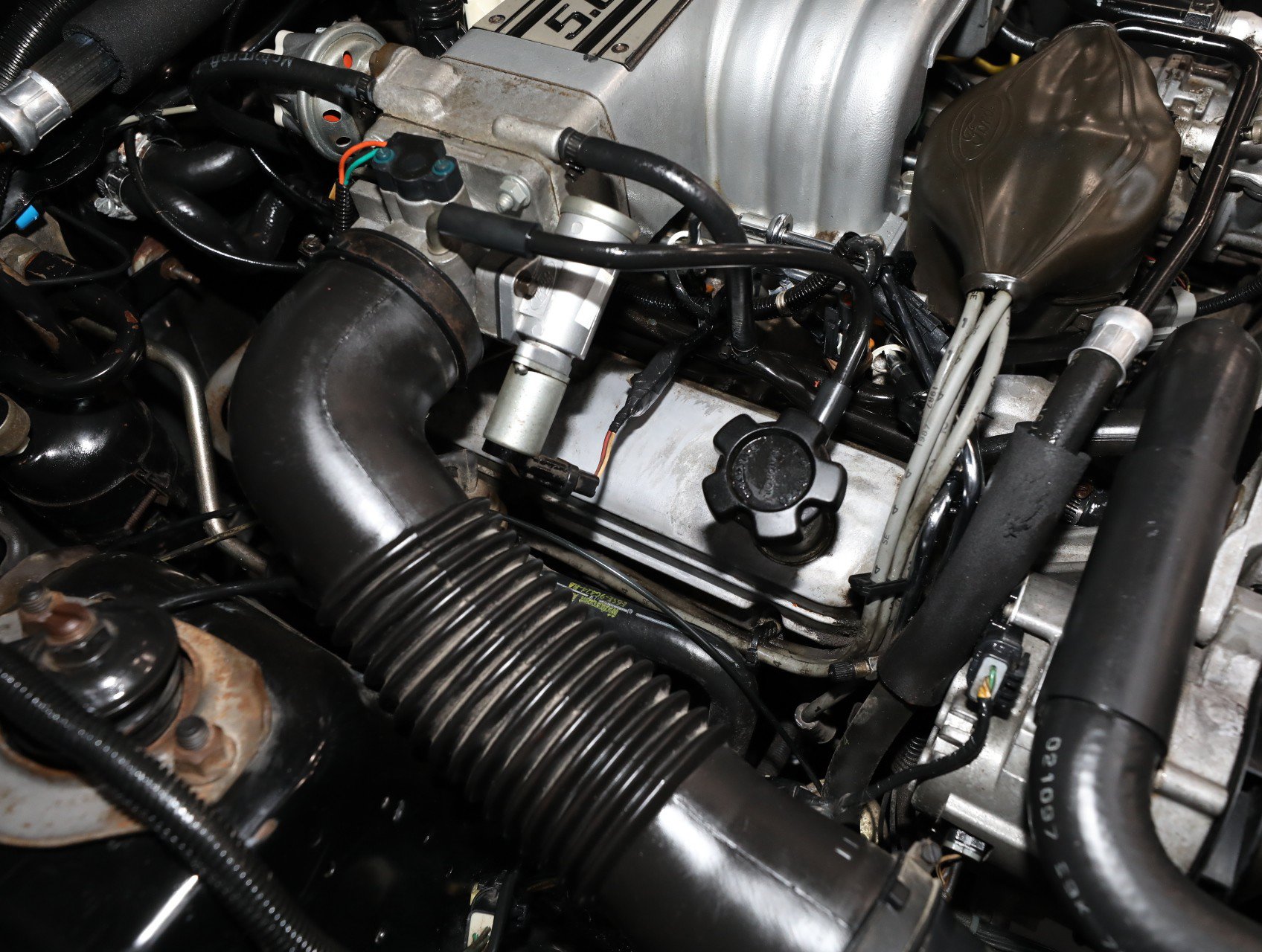 Used 1987 Ford Mustang GT RWD image 85