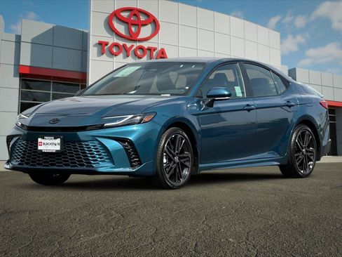Certified 2026 Toyota Camry XSE FWD image 7