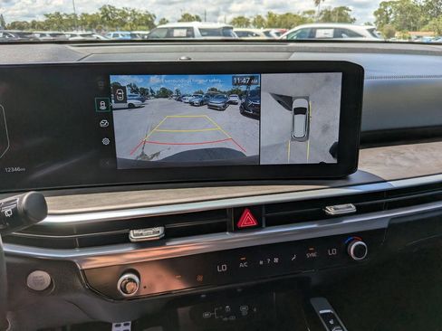 Certified 2026 Kia Sorento SX AWD/4WD image 25