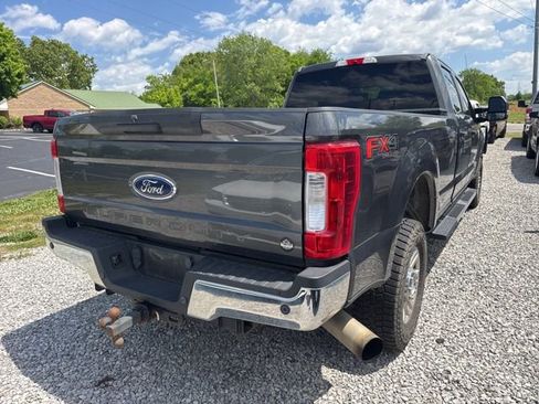 Used 2017 Ford F250 XLT w/ XLT Value Package AWD/4WD image 6