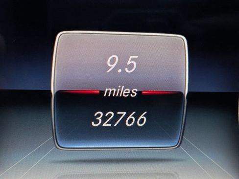 Used 2020 Mercedes-Benz E 350 Sedan image 19