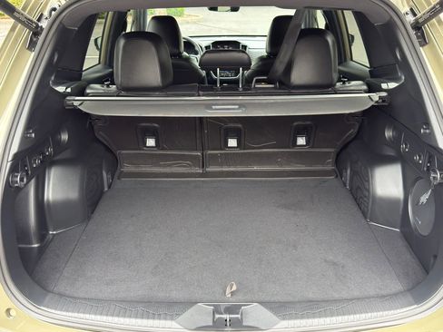 Used 2025 Subaru Forester Limited image 32