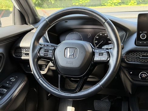 Used 2024 Honda HR-V Sport image 12