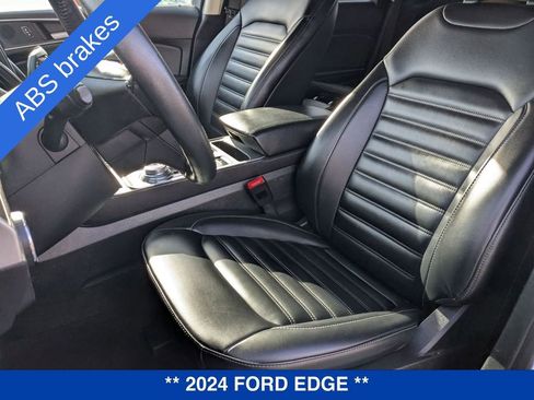 Used 2024 Ford Edge SEL image 19