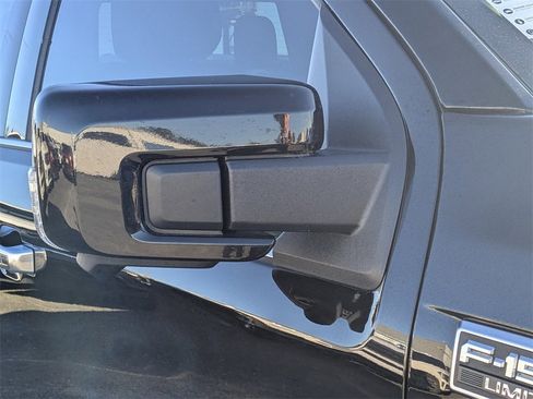 Used 2023 Ford F150 Limited image 8