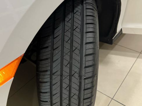 Used 2025 Honda Odyssey EX-L image 5