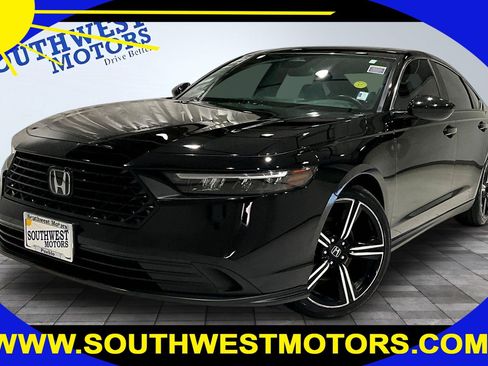 Used 2024 Honda Accord Sport image 1