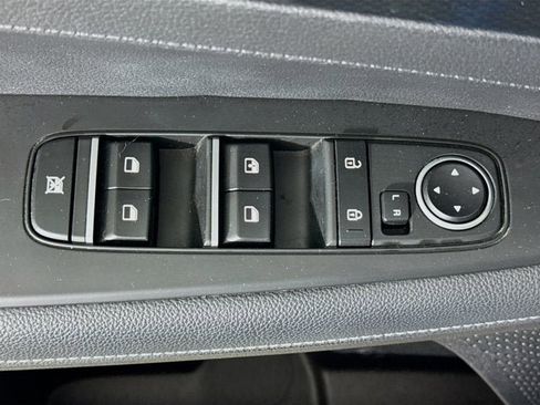 Certified 2023 Kia Forte GT-Line image 18