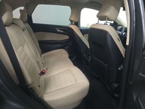 Used 2024 Ford Edge SEL w/ Convenience Package AWD/4WD image 7