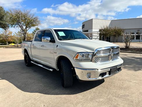 Used 2018 RAM 1500 Laramie w/ Convenience Group image 3