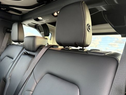 New 2025 Ford Bronco Badlands w/ Sasquatch Package image 55