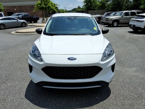 Used 2022 Ford Escape SE FWD image 2