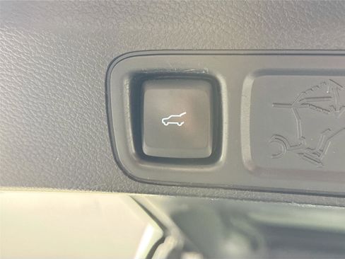 Used 2019 Ford Expedition Max Limited image 44