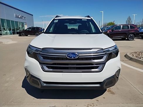 New 2026 Subaru Forester Touring AWD/4WD image 3