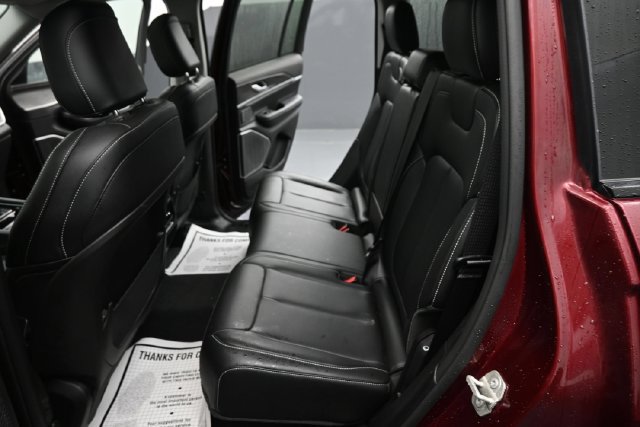 Used 2023 Jeep Grand Cherokee 4WD 4xe image 14