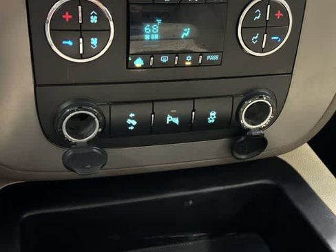 Used 2013 GMC Sierra 1500 SLT w/ SLT Convenience Package AWD/4WD image 24